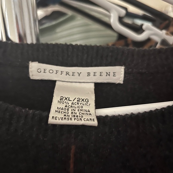 Geoffrey Beene Dark Gray Crewneck Sweater - Picture 2 of 2